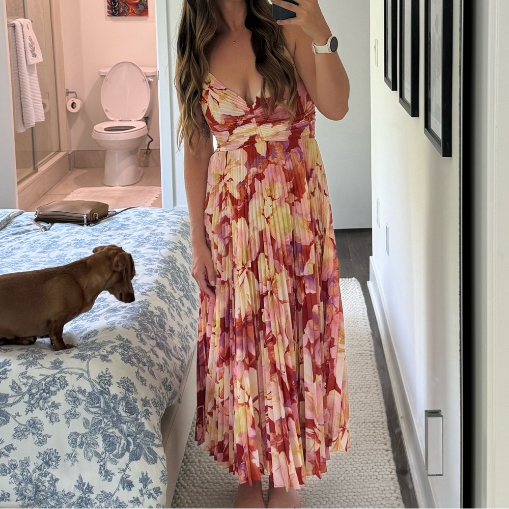 ASTR The Label Blythe Floral Plisse Midi Dress
